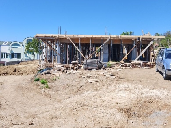 Парцел в Варна, Операта - 300 кв.м за 84 €/кв.м - Снимка #1