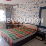 Дава се под наем Двустаен апартамент в Варна, Победа - 82 кв.м за 395 € - Снимка #1