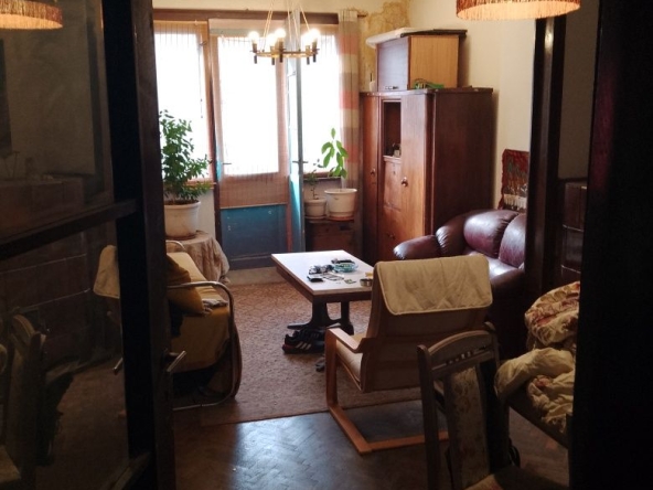Дава се под наем Едностаен апартамент в София, Център - 63 кв.м за 230000 € - Снимка #1