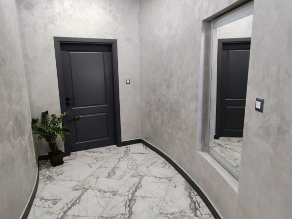 Дава се под наем Офис в Пловдив, Център - 100 кв.м за 997.05 € - Снимка #1