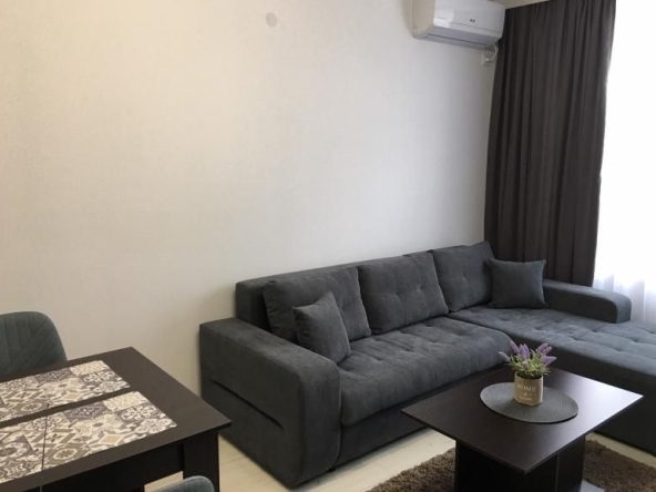 Дава се под наем Двустаен апартамент в Пловдив, Тракия - 70 кв.м за 360 € - Снимка #1