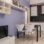 Дава се под наем Двустаен апартамент в Пловдив, Център - 60 кв.м за 348.84 € - Снимка #1