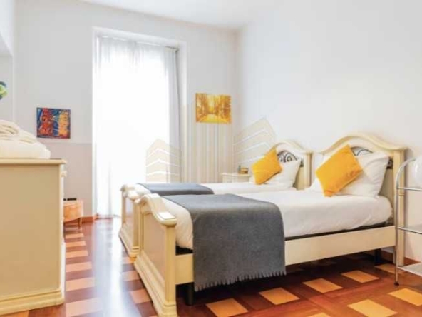 Дава се под наем Тристаен апартамент в Пловдив, Център - 71 кв.м за 204 € - Снимка #1