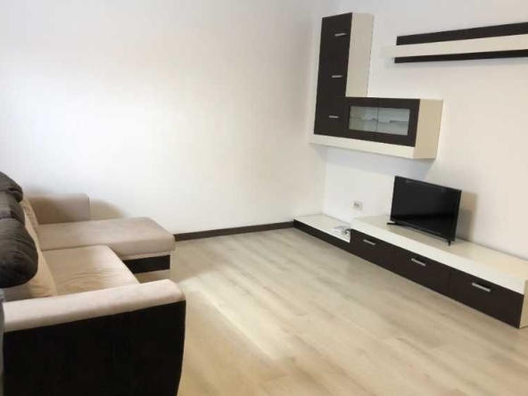 Дава се под наем Двустаен апартамент в Пловдив, Тракия - 56 кв.м за 255 € - Снимка #1