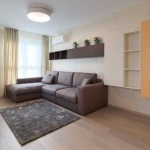 Дава се под наем Двустаен апартамент в София, Хиподрума - 80 кв.м за 448.8 € - Снимка #1