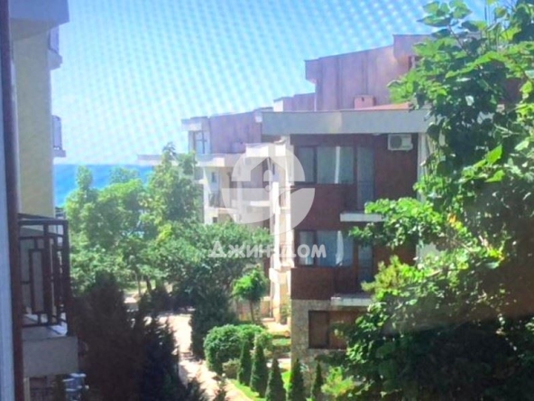 Двустаен апартамент в к.к. Елените - 75 кв.м за 1034 €/кв.м - Снимка #1