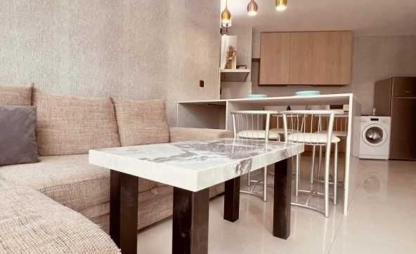 Дава се под наем Двустаен апартамент в Бургас, Сарафово - 85 кв.м за 400 € - Снимка #1