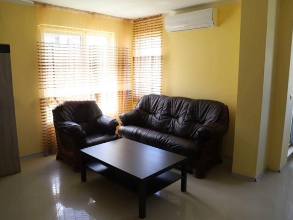 Дава се под наем Тристаен апартамент в София, Симеоново - 98 кв.м за 650 € - Снимка #1