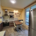 Дава се под наем Тристаен апартамент в Варна, Лятно кино Тракия - 117 кв.м за 900 € - Снимка #1