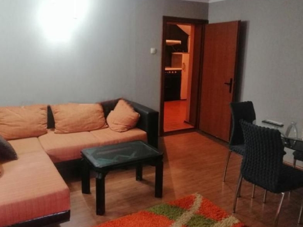 Дава се под наем Двустаен апартамент в Пловдив, Гагарин - 67 кв.м за 300 € - Снимка #1