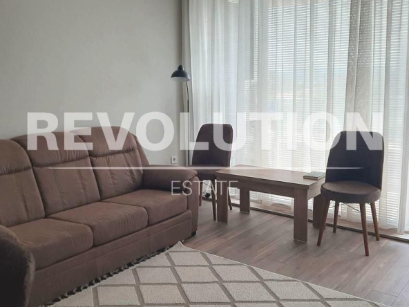 Дава се под наем Двустаен апартамент в Варна, Трошево - 50 кв.м за 500 € - Снимка #1