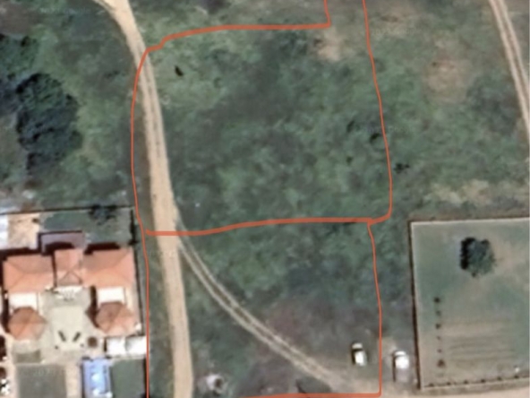 Парцел в с. Здравец, Област Варна - 935 кв.м за 60 €/кв.м - Снимка #1