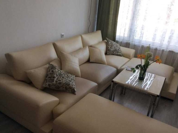 Дава се под наем Двустаен апартамент в Бургас, Лазур - 67 кв.м за 200 € - Снимка #1