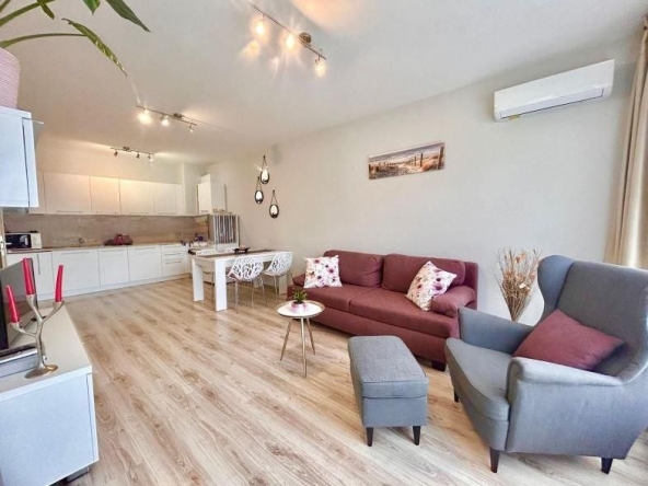 Дава се под наем Двустаен апартамент в Варна, Аспарухово - 68 кв.м за 500 € - Снимка #1