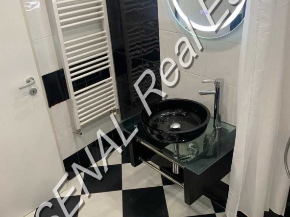 Дава се под наем Тристаен апартамент в София, Манастирски ливади - 100 кв.м за 750 € - Снимка #1