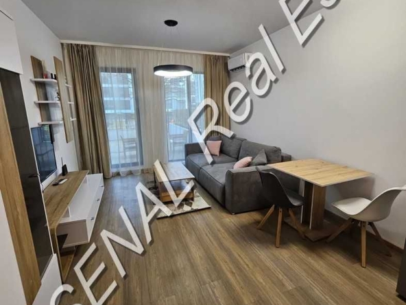 Дава се под наем Двустаен апартамент в София, Студентски град - 110 кв.м за 600 € - Снимка #1