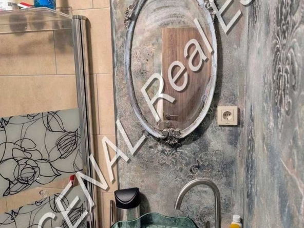 Дава се под наем Двустаен апартамент в София, Студентски град - 78 кв.м за 600 € - Снимка #1