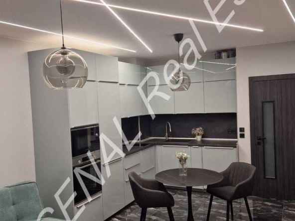 Дава се под наем Тристаен апартамент в София, Лозенец - 110 кв.м за 1196.97 € - Снимка #1