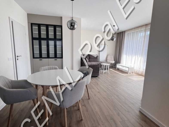 Дава се под наем Тристаен апартамент в София, Лозенец - 130 кв.м за 1196.97 € - Снимка #1