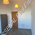 Дава се под наем Офис в София, Център - 15 кв.м за 150 € - Снимка #1