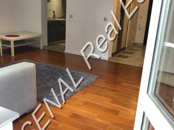 Дава се под наем Тристаен апартамент в София, Изгрев - 115 кв.м за 850 € - Снимка #1