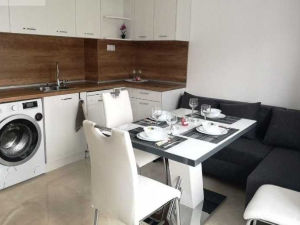 Дава се под наем Тристаен апартамент в София, Славия - 80 кв.м за 797.64 € - Снимка #1