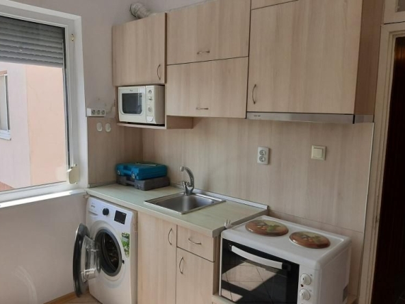 Дава се под наем Двустаен апартамент в Пловдив, Тракия - 60 кв.м за 331.5 € - Снимка #1
