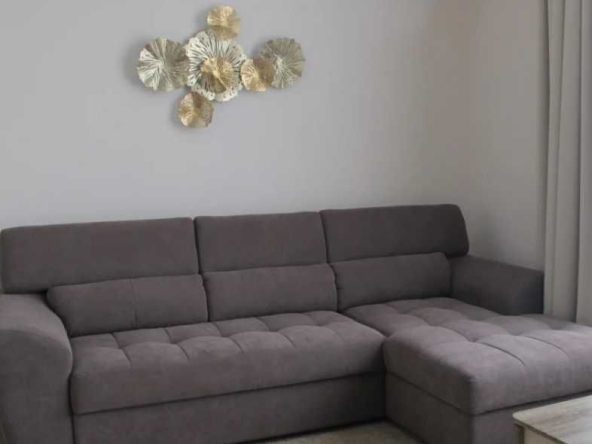 Дава се под наем Двустаен апартамент в Пловдив, Кършияка - 65 кв.м за 270.3 € - Снимка #1