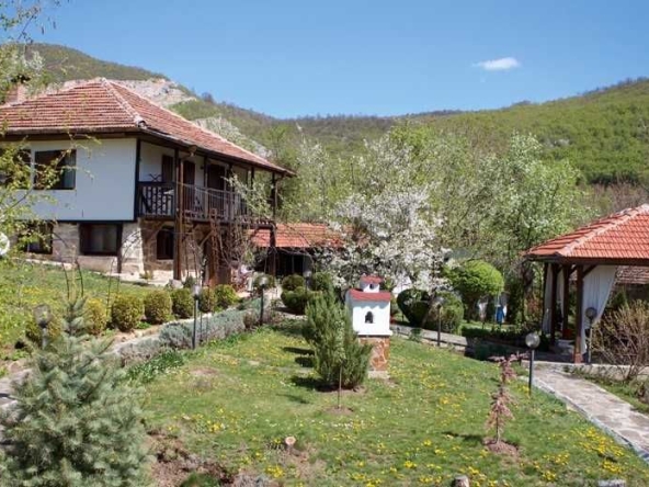 Къща в Ботевград - 160 кв.м за 877 €/кв.м - Снимка #1