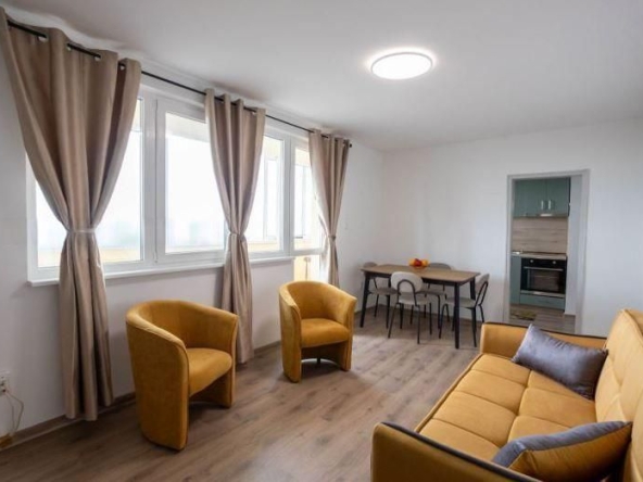 Дава се под наем Двустаен апартамент в Варна, Левски - 60 кв.м за 500 € - Снимка #1