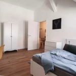 Дава се под наем Тристаен апартамент в София, Център - 90 кв.м за 612 € - Снимка #1