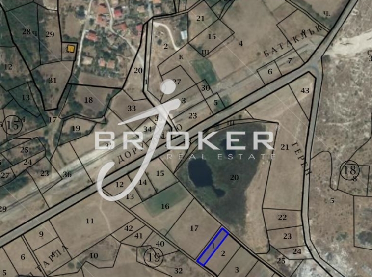 Парцел в с. Вишеград, Област Кърджали - 900 кв.м за 4 €/кв.м - Снимка #1