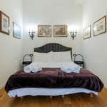 Дава се под наем Тристаен апартамент в Пловдив, Център - 78 кв.м за 204 € - Снимка #1