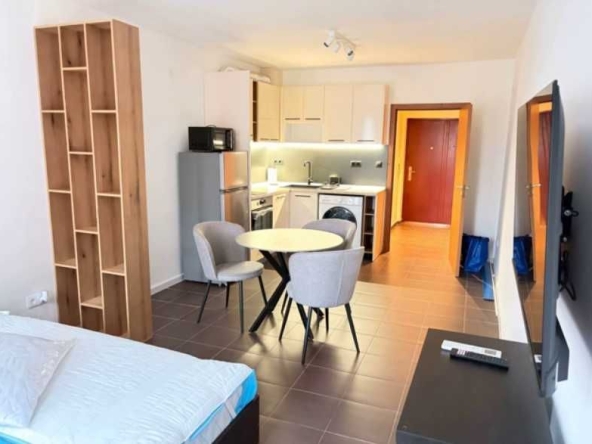 Дава се под наем Едностаен апартамент в София, Студентски град - 40 кв.м за 547.23 € - Снимка #1