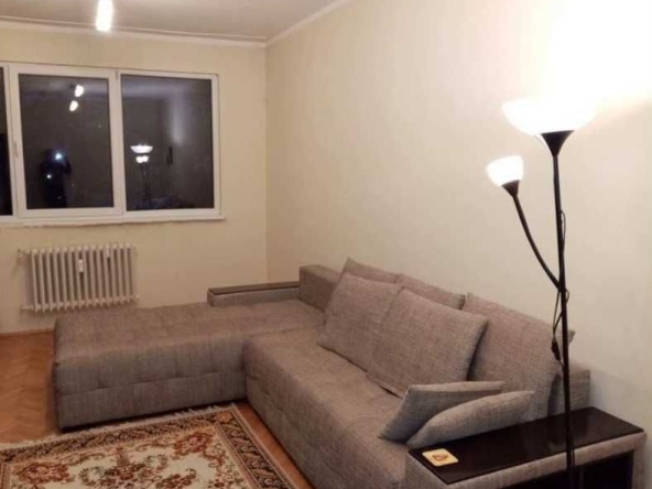 Дава се под наем Тристаен апартамент в София, Изток - 90 кв.м за 764.49 € - Снимка #1