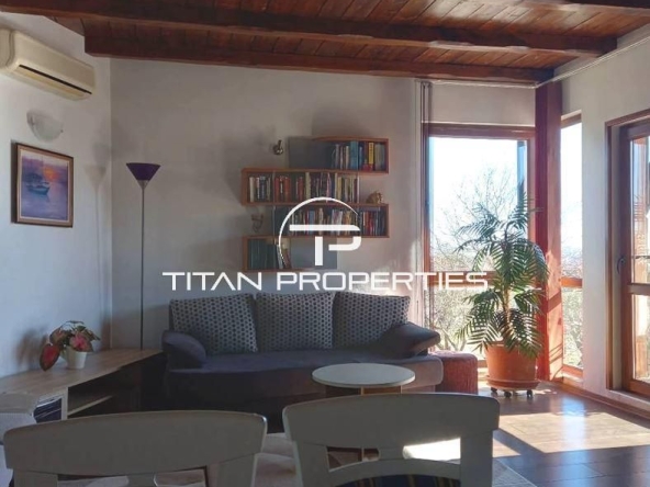 Дава се под наем Къща в с. Кичево, Област Варна - 95 кв.м за 400 € - Снимка #1