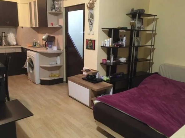 Дава се под наем Двустаен апартамент в Бургас, Възраждане - 45 кв.м за 150 € - Снимка #1