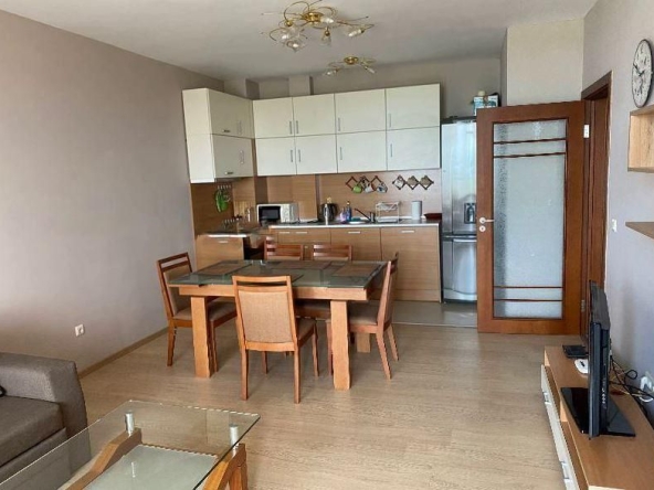 Дава се под наем Двустаен апартамент в Варна, Галата - 65 кв.м за 408.51 € - Снимка #1