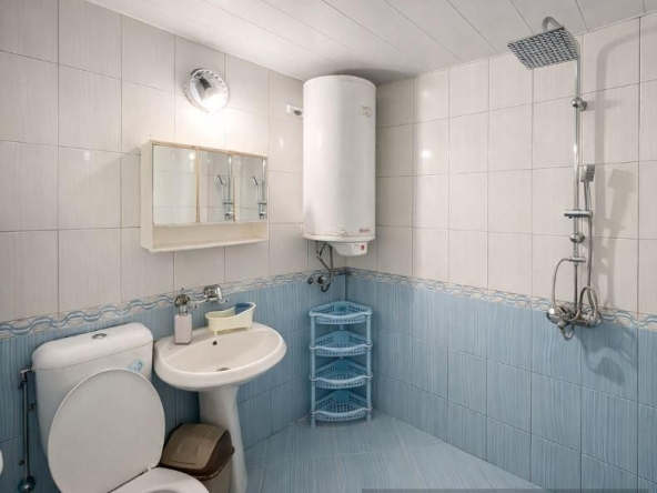 Дава се под наем Двустаен апартамент в Варна, Левски - 57 кв.м за 298.86 € - Снимка #1