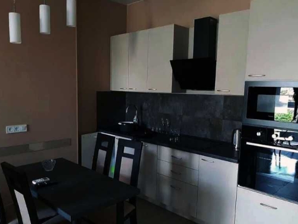 Дава се под наем Двустаен апартамент в Пловдив, Тракия - 59 кв.м за 255 € - Снимка #1