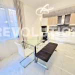 Дава се под наем Четиристаен апартамент в Варна, Център - 100 кв.м за 900 € - Снимка #1