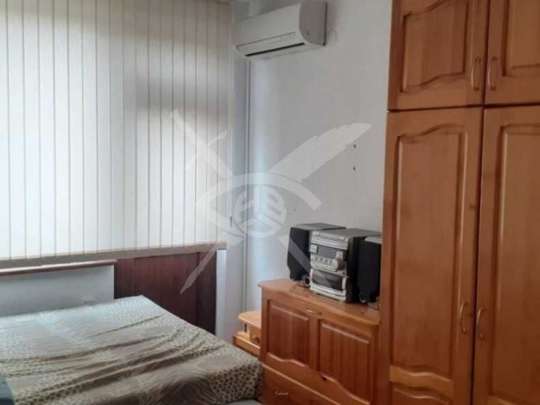 Къща в Асеновград - 650 кв.м за 314 €/кв.м - Снимка #1