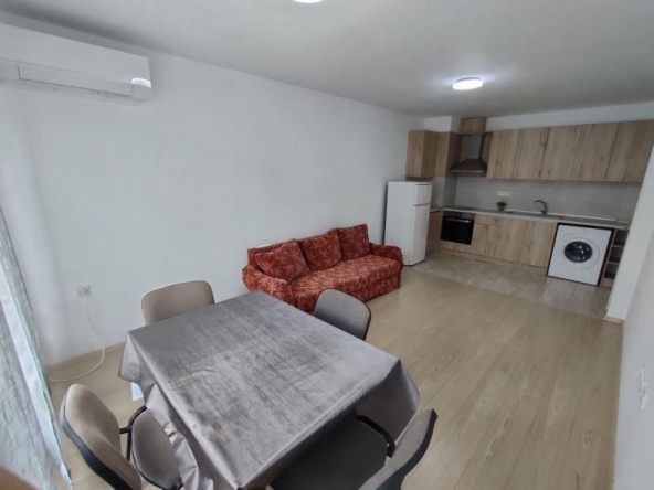 Дава се под наем Двустаен апартамент в Варна, Младост 2 - 60 кв.м за 450 € - Снимка #1