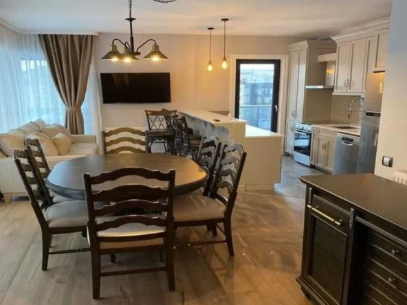 Дава се под наем Тристаен апартамент в Пловдив, Център - 90 кв.м за 209.1 € - Снимка #1