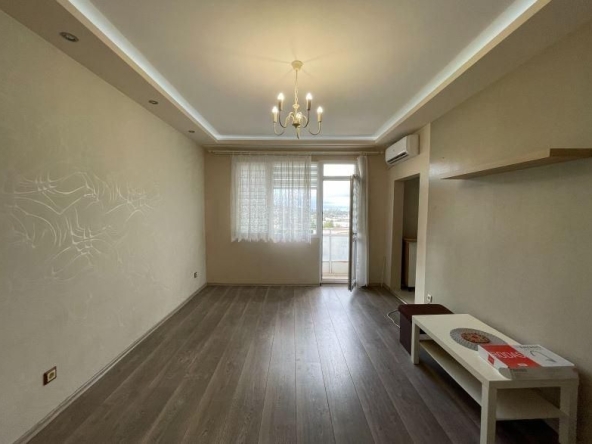 Дава се под наем Тристаен апартамент в Варна, Младост 2 - 70 кв.м за 435 € - Снимка #1