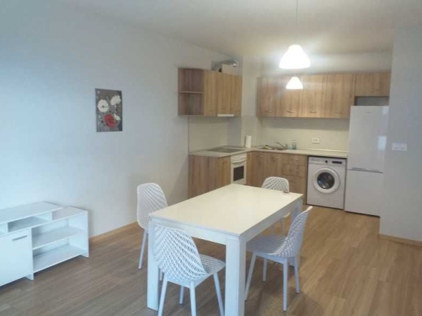 Дава се под наем Двустаен апартамент в София, Малинова долина - 83 кв.м за 548.25 € - Снимка #1