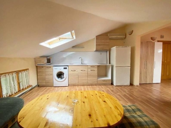 Дава се под наем Двустаен апартамент в Пловдив, Христо Смирненски - 50 кв.м за 332 € - Снимка #1