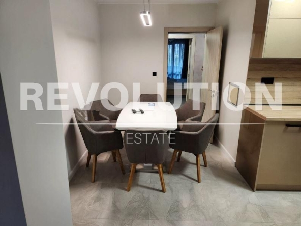 Дава се под наем Четиристаен апартамент в Варна, Левски - 96 кв.м за 1000 € - Снимка #1