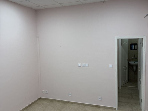 Дава се под наем Магазин в София, Люлин 7 - 20 кв.м за 229.5 € - Снимка #1