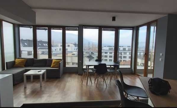 Дава се под наем Тристаен апартамент в София, Кръстова вада - 95 кв.м за 947.58 € - Снимка #1